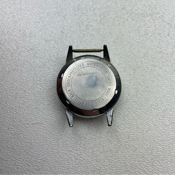 Swiss Made Clebar 17 Jewels Wind Up Mechanical Vintage Men's Watch - Picture 2 of 3